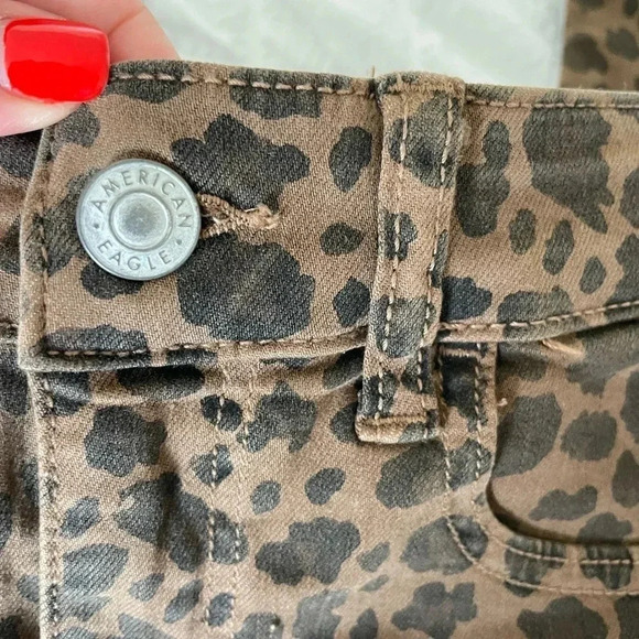 American Eagle leopard high rise jeggings - Picture 6 of 13